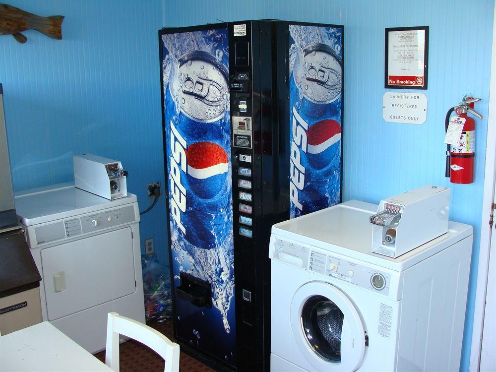 Money Saver Motel 2*